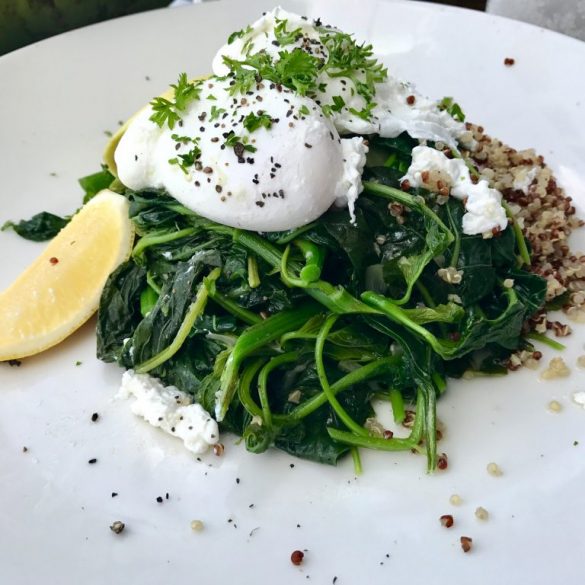 quinoa recept, Quinoa s avok&aacute;dom a vaj&iacute;čkom – r&yacute;chly a chutn&yacute; recept