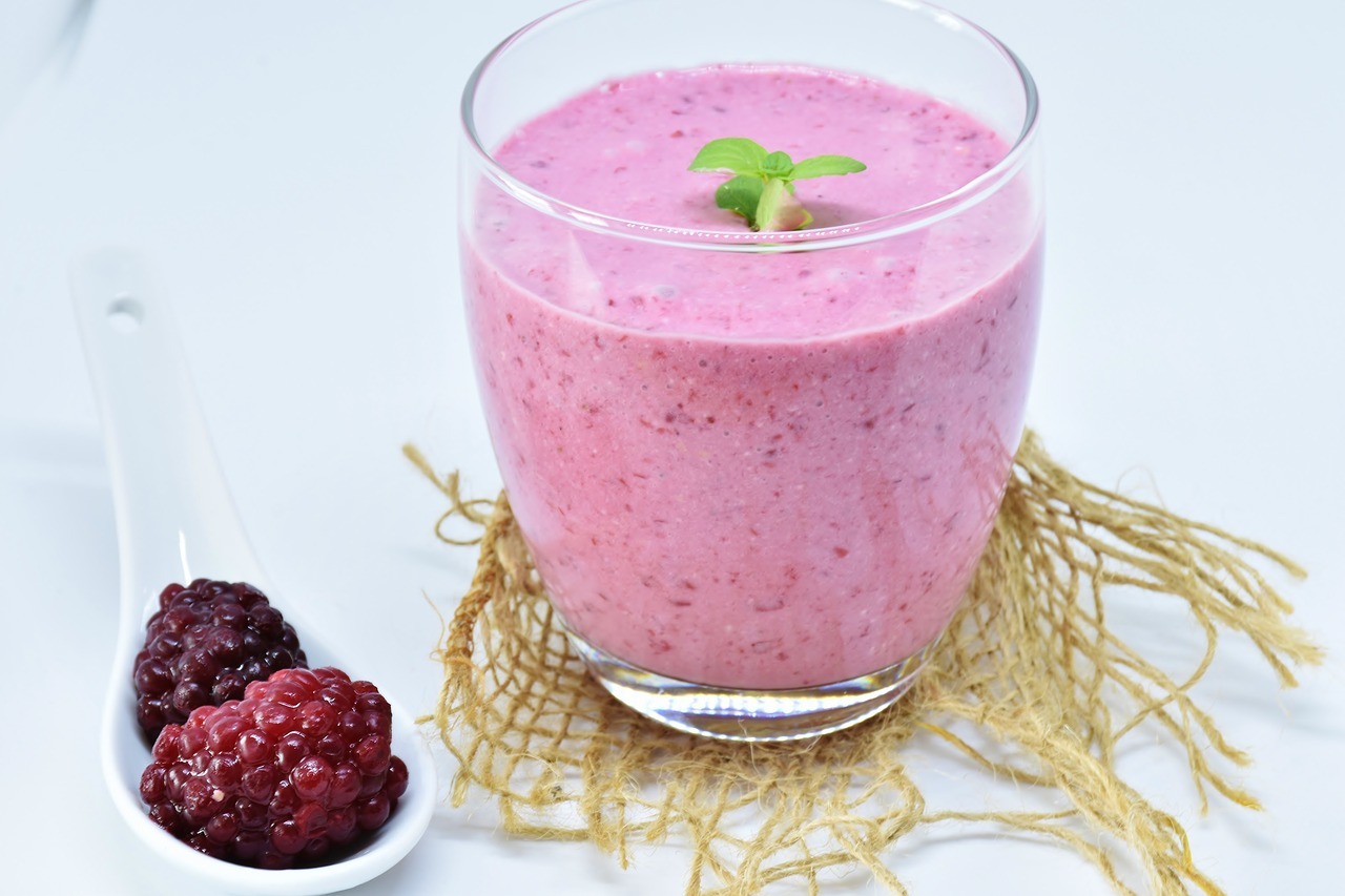 proteínový nápoj, Môžu piť proteínový nápoj aj ženy? Je pri chudnutí nevyhnutný?