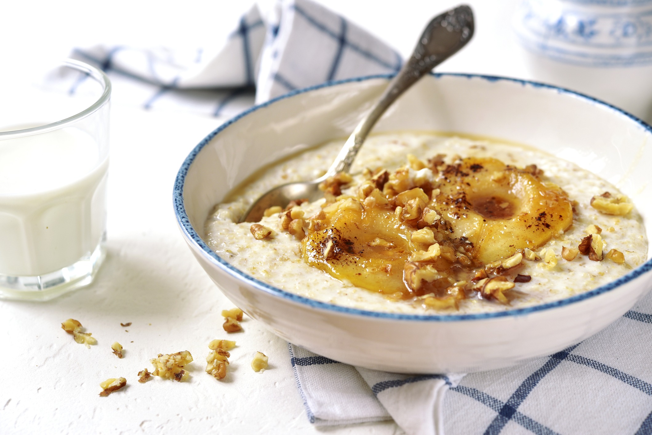 zdrav&eacute; pečivo, Zdrav&eacute; pečivo: jednoduch&yacute; recept na celozrnn&eacute; žemle