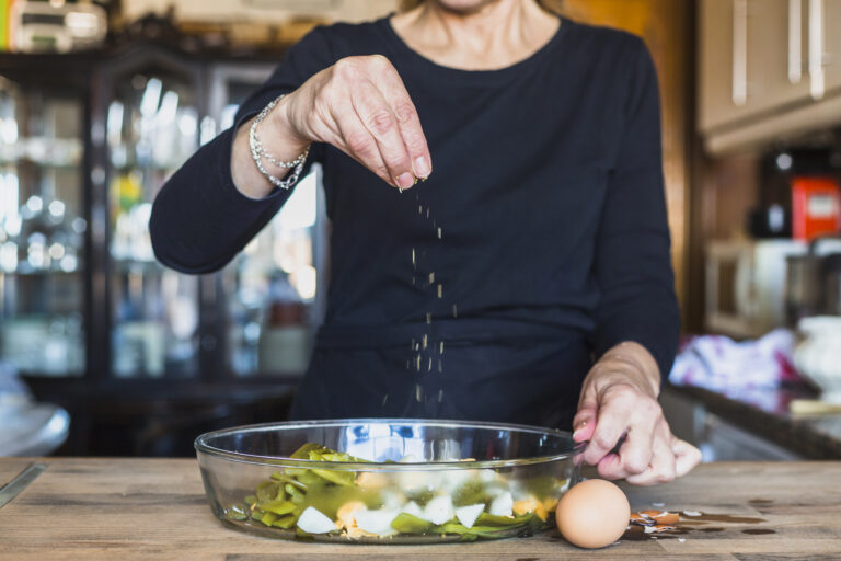 https://www.freepik.com/free-photo/crop-hands-elderly-woman-sprinkling-dish-with-salt_2337501.htm#fromView=search&page=1&position=10&uuid=58c0019d-6681-4a62-8e1d-15106a1b1c98