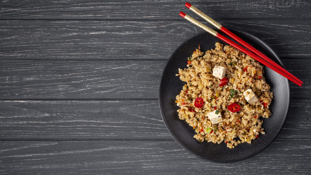 s&oacute;jov&eacute; tofu s ryžou, S&oacute;jov&eacute; tofu s ryžou – chuť in&scaron;pirovan&aacute; Thajskom