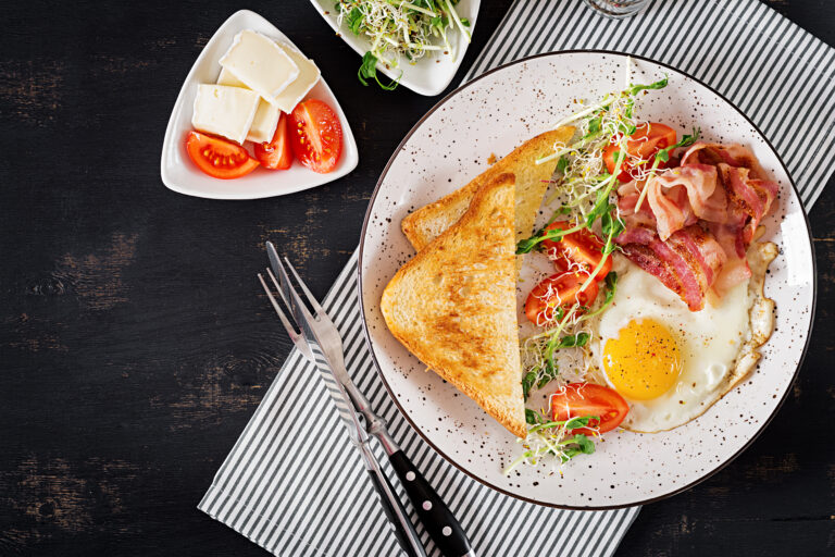 https://www.freepik.com/free-photo/toast-egg-bacon-tomatoes-microgreens-salad_6582109.htm#from_element=cross_selling__photo