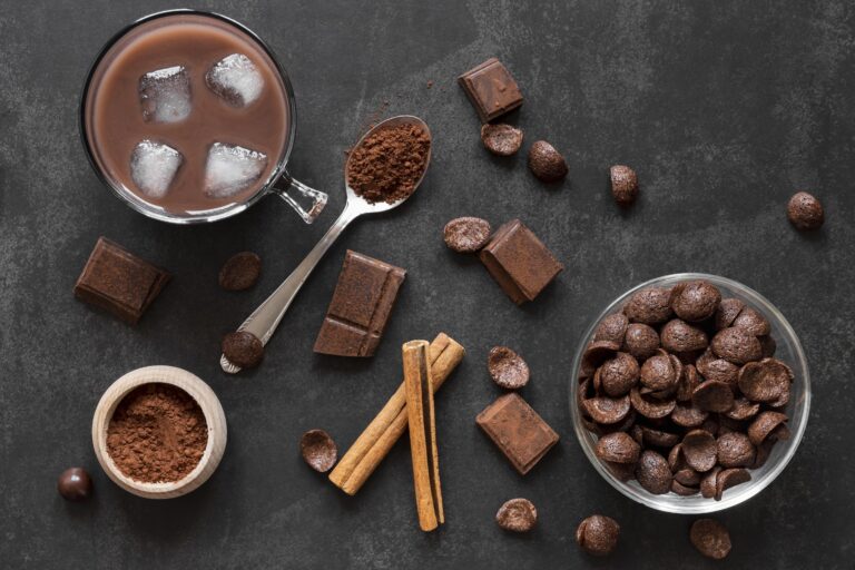 https://www.freepik.com/free-photo/top-view-delicious-chocolate-composition_8283954.htm#fromView=search&page=2&position=4&uuid=68311b44-bc2f-4db7-9bd3-183016977a99&query=dark+chocolate